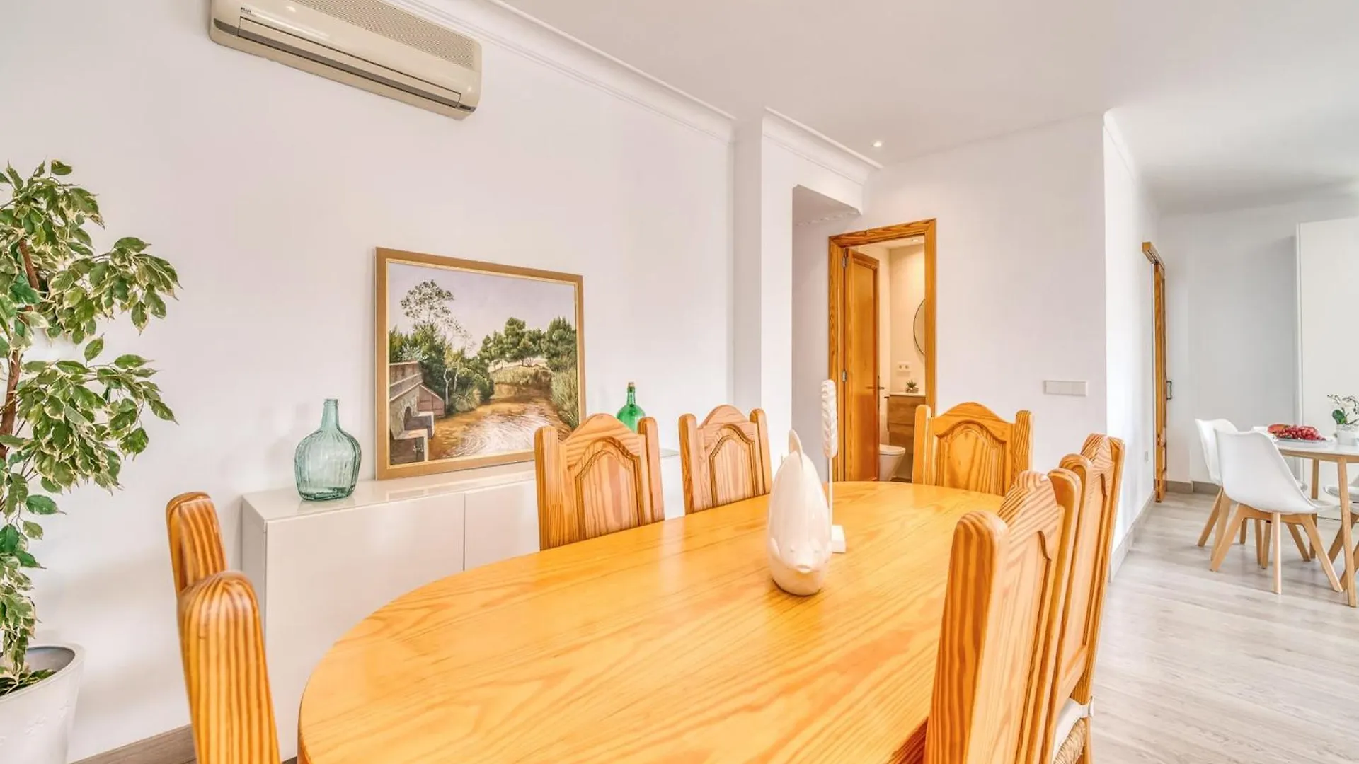 6 Bedroom Apartment In Majorca Playa de Muro  Playa de Muro (Mallorca)
