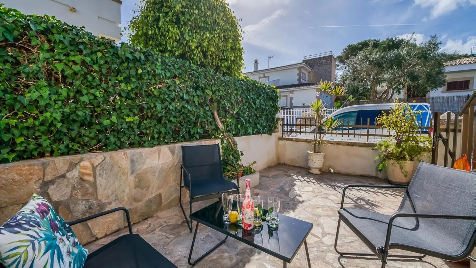 6 Bedroom Apartment In Majorca Playa de Muro  Playa de Muro (Mallorca)