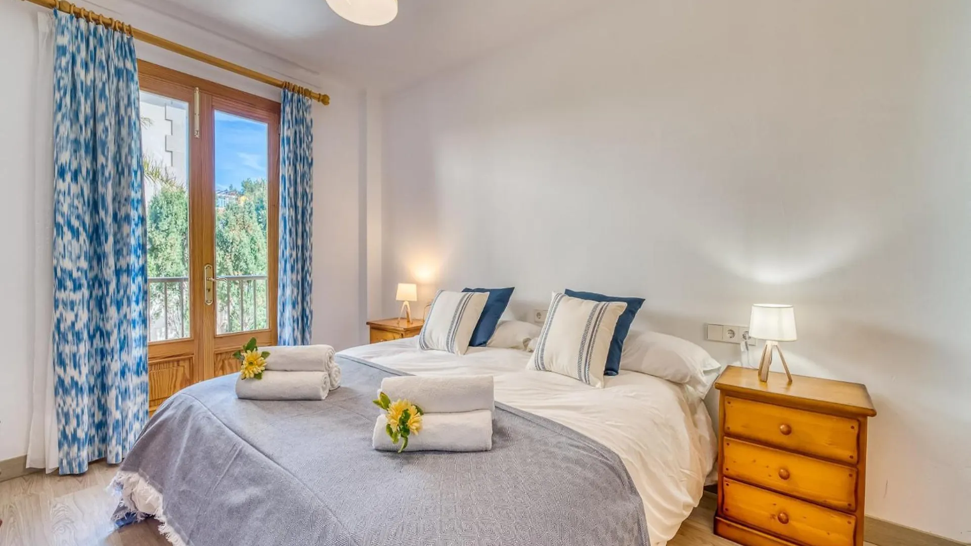 6 Bedroom Apartment In Majorca Playa de Muro